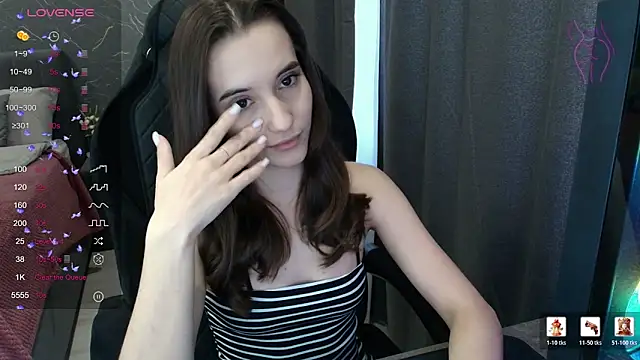 Alice Weiss online show from March 1, 2026, 1:11 pm