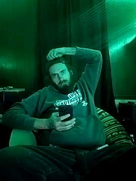 RobStrokes215 online show from November 23, 2025, 5:28 am