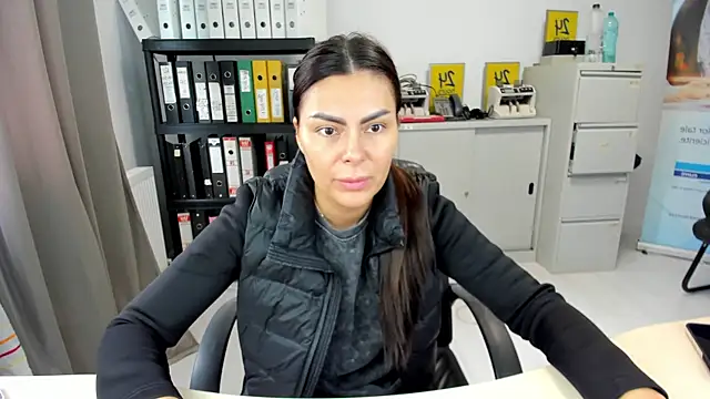 kilenyapatrice online show from October 13, 2025, 10:50 am