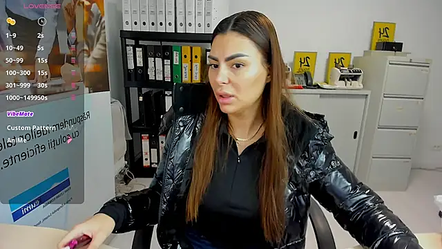 kilenyapatrice online show from March 3, 2025, 1:23 pm