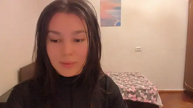 Snapshot of LunaXmii chatting on February 28, 2025, 3:37 am LunaXmii online show from February 28, 2025, 3:37 am