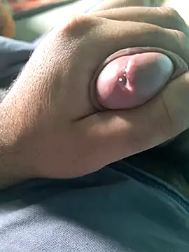 paudeliciosoo online show from November 5, 2025, 3:37 pm