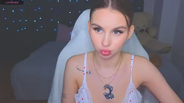 doll barbieee online show from March 10, 2026, 7:18 pm