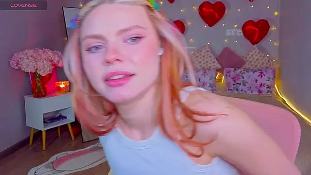 Red  Candy online show from February 20, 2026, 5:15 pm