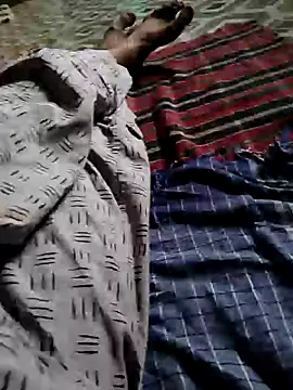 Snapshot of William390 chatting on December 9, 2024, 2:13 am William390 online show from December 9, 2024, 2:13 am