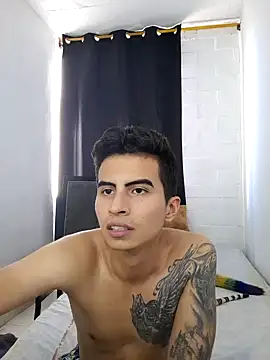 Velk hot online show from December 6, 2024, 8:45 pm