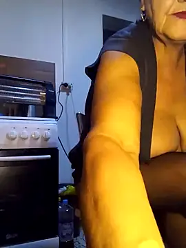 Ely Elenita online show from November 8, 2025, 6:39 am