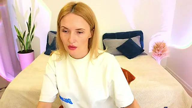 AlisssaRose online show from March 28, 2026, 8:43 pm