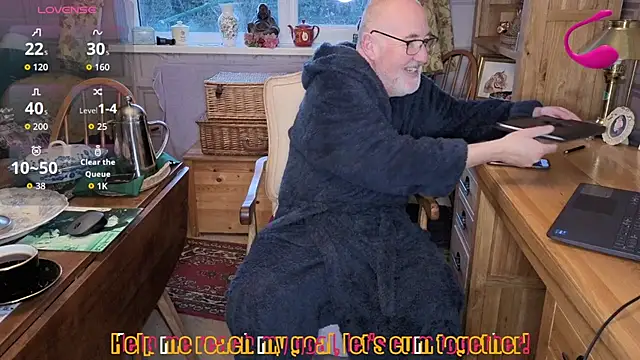 Adamdaddybear online show from January 10, 2026, 8:09 am