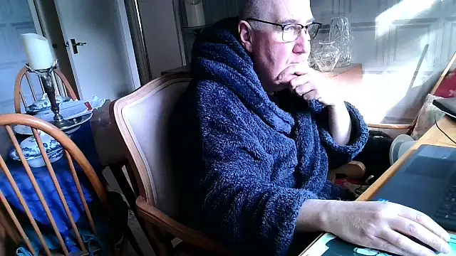 Adamdaddybear online show from March 8, 2025, 9:17 am