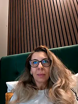 SukyGirl online show from February 1, 2026, 7:28 am