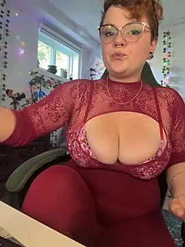 Sweetleeahxx online show from June 28, 2026, 12:33 pm
