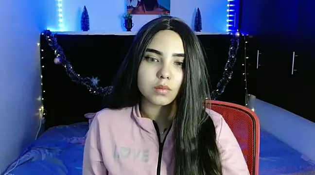 Miapeyton online show from December 23, 2024, 8:57 pm