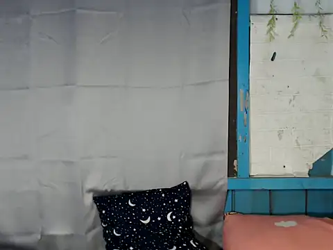 imtwinky online show from September 27, 2025, 10:43 am