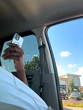 Snapshot of Festivitiesking1 chatting on October 4, 2025, 7:04 pm Festivitiesking1 online show from October 4, 2025, 7:04 pm