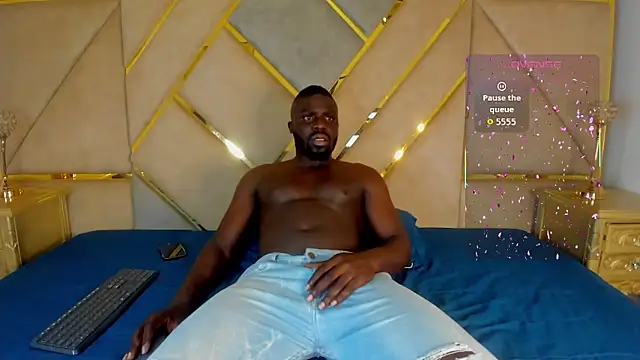 Latrellx7 online show from October 23, 2025, 2:32 am