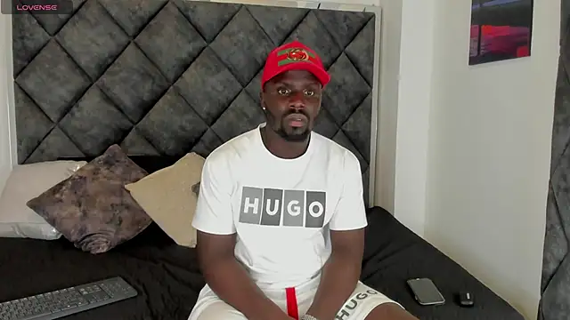 Latrellx7 online show from September 25, 2025, 3:23 am