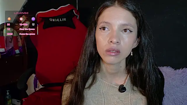 sweetdam12 online show from September 24, 2025, 7:42 pm