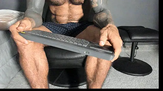 Brock hurn1 online show from November 4, 2025, 12:47 am