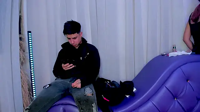 Yourslust  online show from December 15, 2025, 8:25 pm