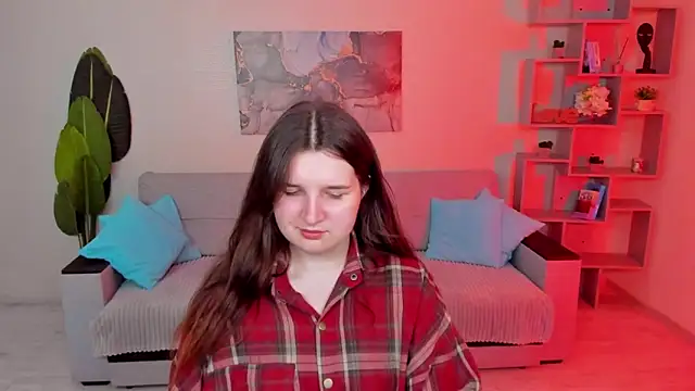BonneyLove online show from May 12, 2026, 5:41 pm