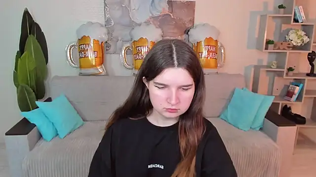 BonneyLove online show from September 24, 2025, 5:30 pm