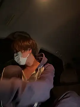 Snapshot of onimakura chatting on February 24, 2026, 1:34 pm onimakura online show from February 24, 2026, 1:34 pm