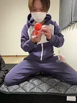 Snapshot of onimakura chatting on March 1, 2026, 12:16 pm onimakura online show from March 1, 2026, 12:16 pm