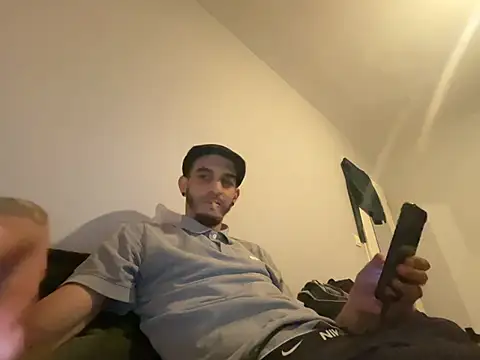 Rebeu313 online show from April 22, 2026, 10:38 pm