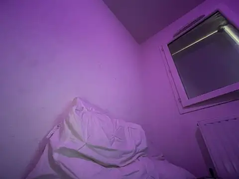 Rebeu313 online show from November 21, 2025, 11:09 am