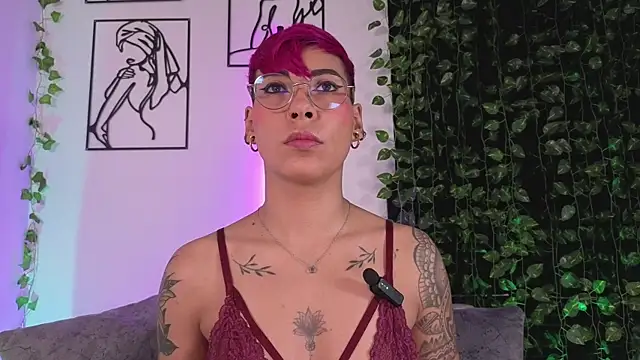 Snapshot of MiaMorgan_ chatting on January 16, 2026, 1:48 pm MiaMorgan online show from January 16, 2026, 1:48 pm