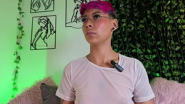 MiaMorgan  online show from October 29, 2025, 1:10 pm