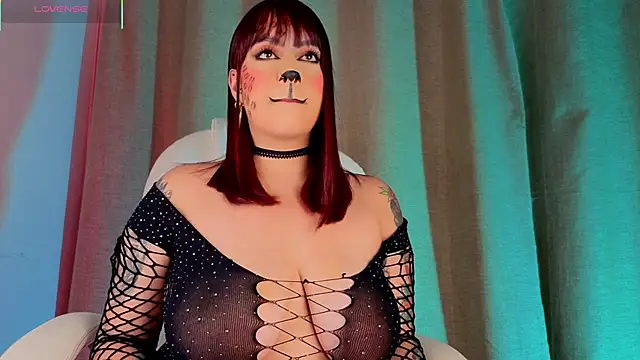 mia bonneett online show from November 1, 2025, 4:19 am