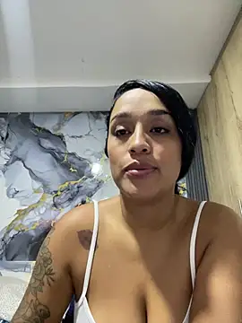 Snapshot of KatalinnaBrown chatting on February 20, 2026, 11:23 am KatalinnaBrown online show from February 20, 2026, 11:23 am