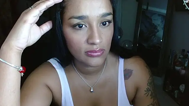 KatalinnaBrown online show from November 10, 2025, 11:26 am