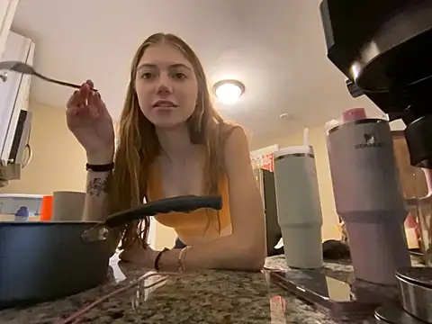 Snapshot of emilycoco chatting on January 26, 2025, 10:13 pm emilycoco online show from January 26, 2025, 10:13 pm