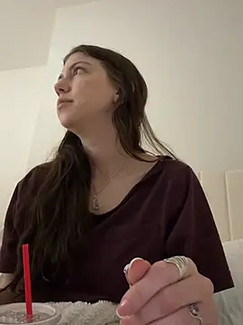 Snapshot of emilycoco chatting on March 16, 2026, 3:58 am emilycoco online show from March 16, 2026, 3:58 am