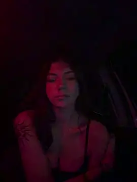 Snapshot of emilycoco chatting on February 28, 2025, 5:15 am emilycoco online show from February 28, 2025, 5:15 am