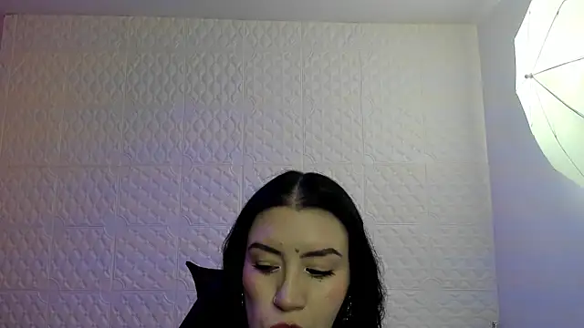 Violetaa diazz online show from November 4, 2025, 9:18 pm