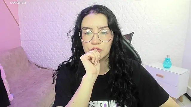 Snapshot of Violetaa_diazz chatting on September 20, 2025, 9:09 pm Violetaa diazz online show from September 20, 2025, 9:09 pm