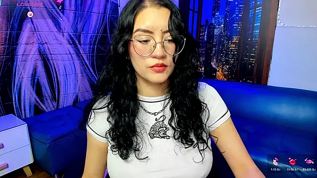 Snapshot of Violetaa_diazz chatting on February 26, 2025, 12:09 am Violetaa diazz online show from February 26, 2025, 12:09 am
