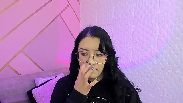 Violetaa diazz online show from January 14, 2026, 9:18 pm