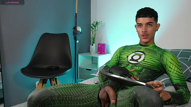 Busterspinter online show from October 31, 2025, 3:52 pm