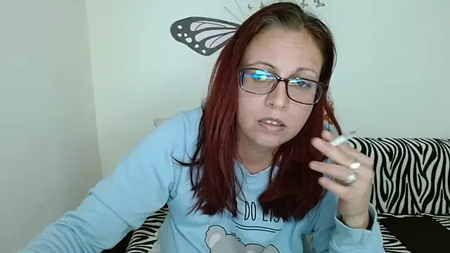 LadyHellene online show from February 19, 2026, 4:48 pm