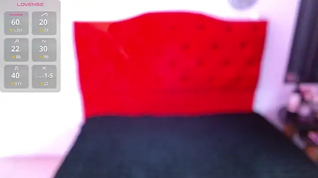 Sofi F w online show from March 20, 2025, 10:40 pm