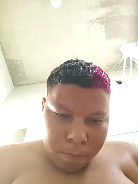 putoso031 online show from February 6, 2025, 8:13 pm