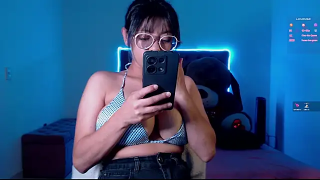 SMIILING PRINCESS online show from January 10, 2025, 6:20 am