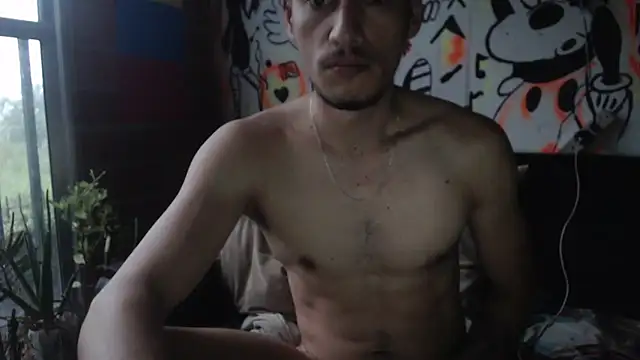 roystonee01 online show from November 16, 2025, 11:04 am