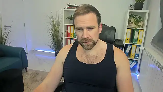 John-E-Dough online show from December 2, 2025, 8:49 am