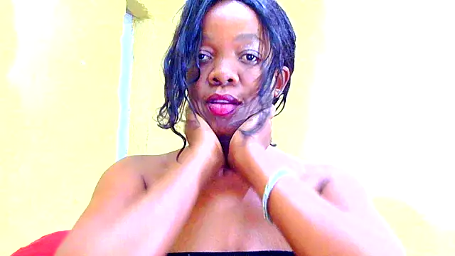 Mollybrookexx online show from April 28, 2026, 12:20 am
